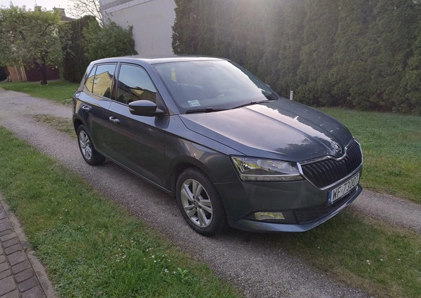 Skoda Fabia cena 47500 przebieg: 66250, rok produkcji 2019 z Warszawa małe 121